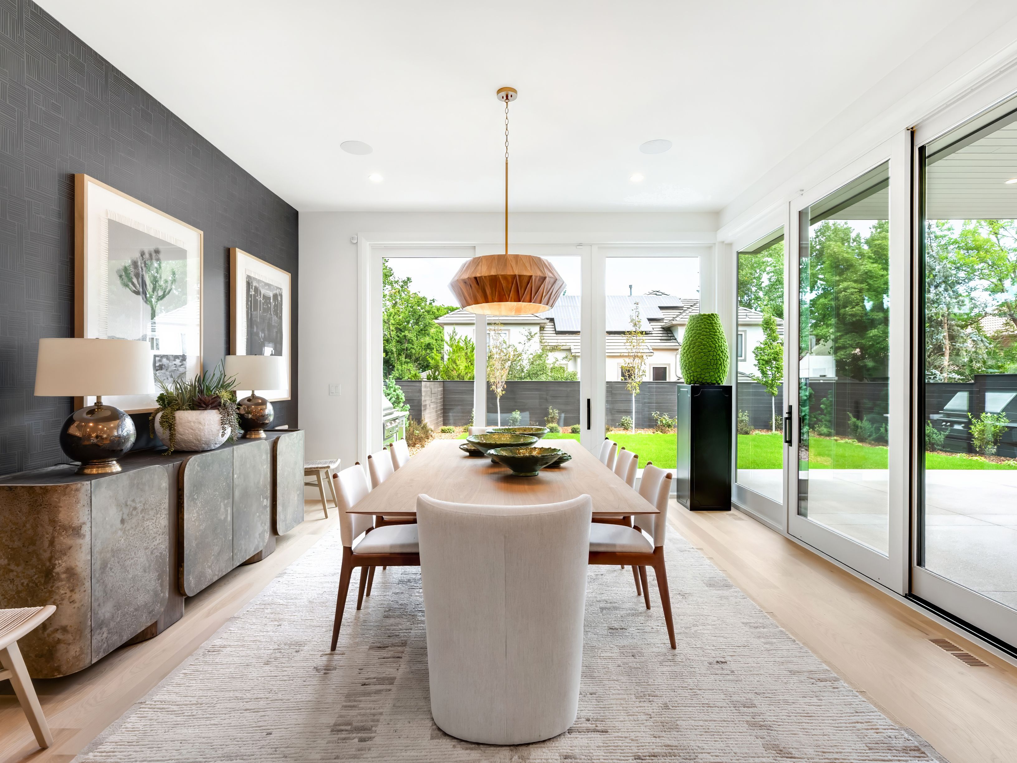 2655ECedarAve photo online 009 2